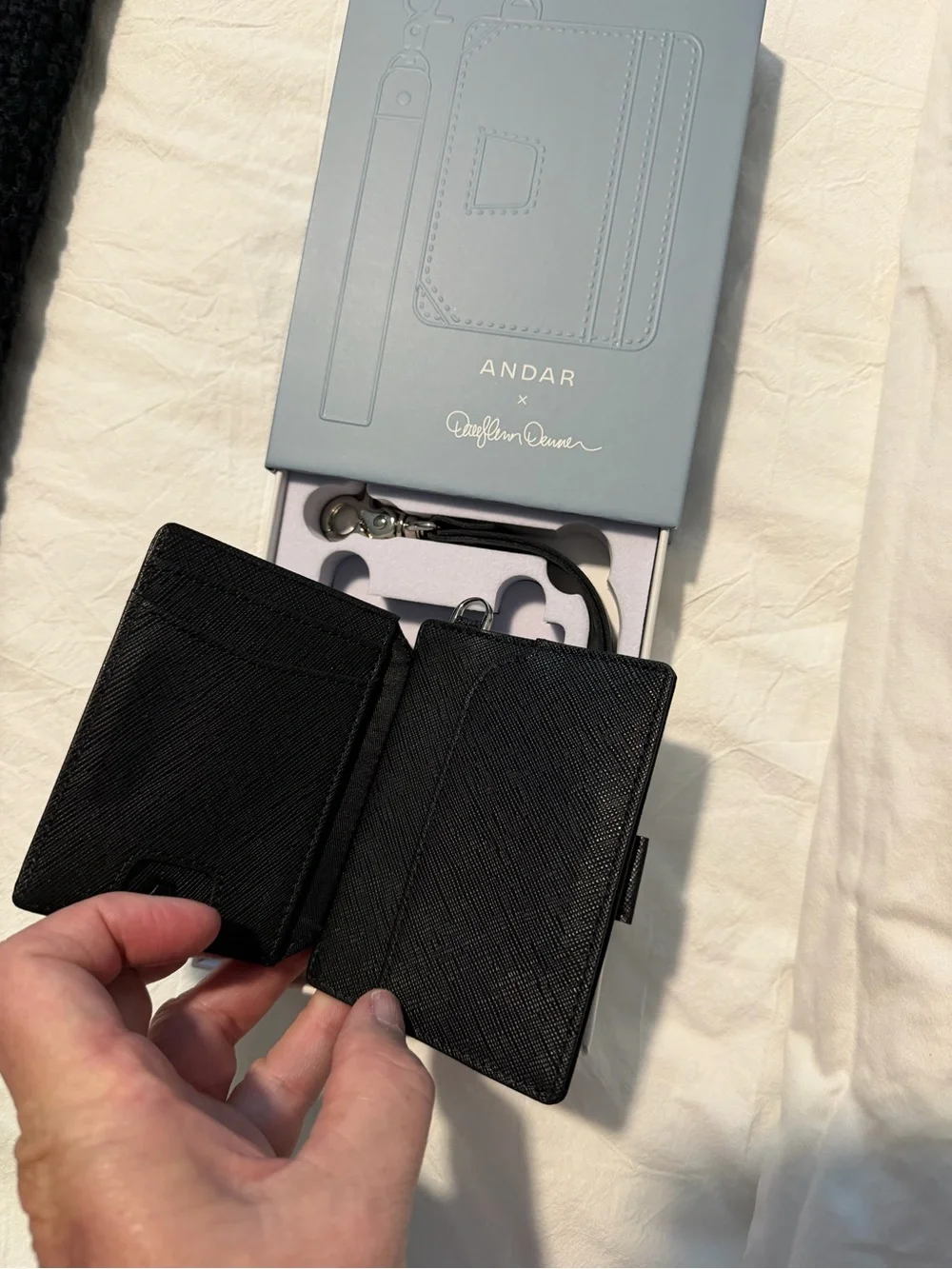 ANDAR Black Leather Card & Key Holder with Lanyard